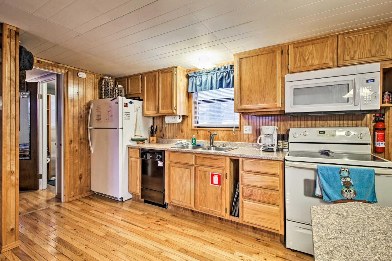 Rustic Stockton Lake Cabin Half Mile To Boat Ramp! Luaran gambar